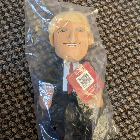 Trump doll 🇺🇸 - Picture 4 of 5
